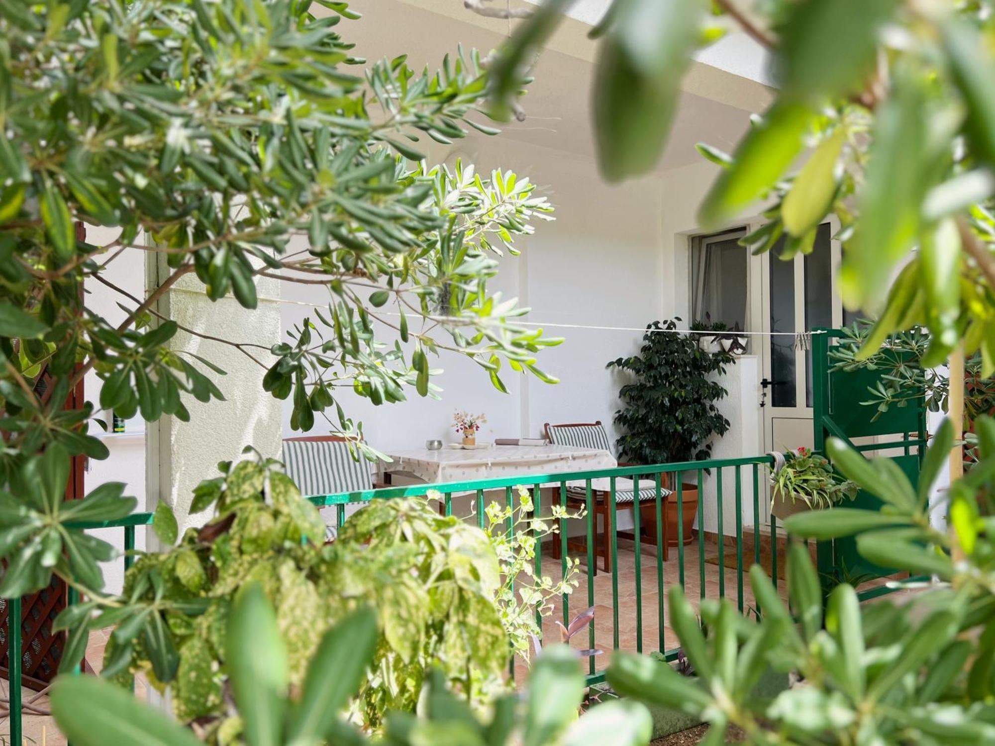 Room Tai - Spacious And Comfy With Private Terrace ฮวาร์ ภายนอก รูปภาพ