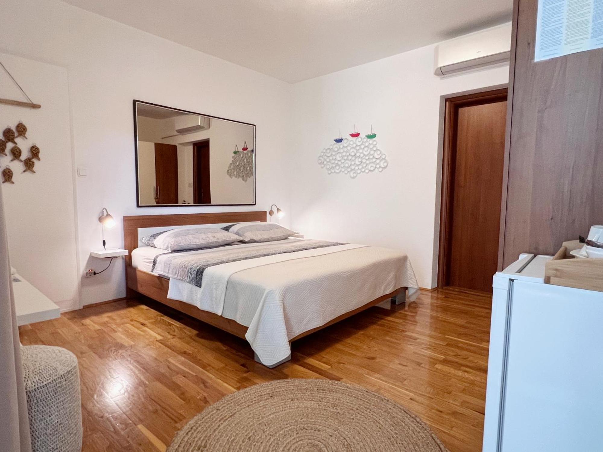 Room Tai - Spacious And Comfy With Private Terrace ฮวาร์ ภายนอก รูปภาพ