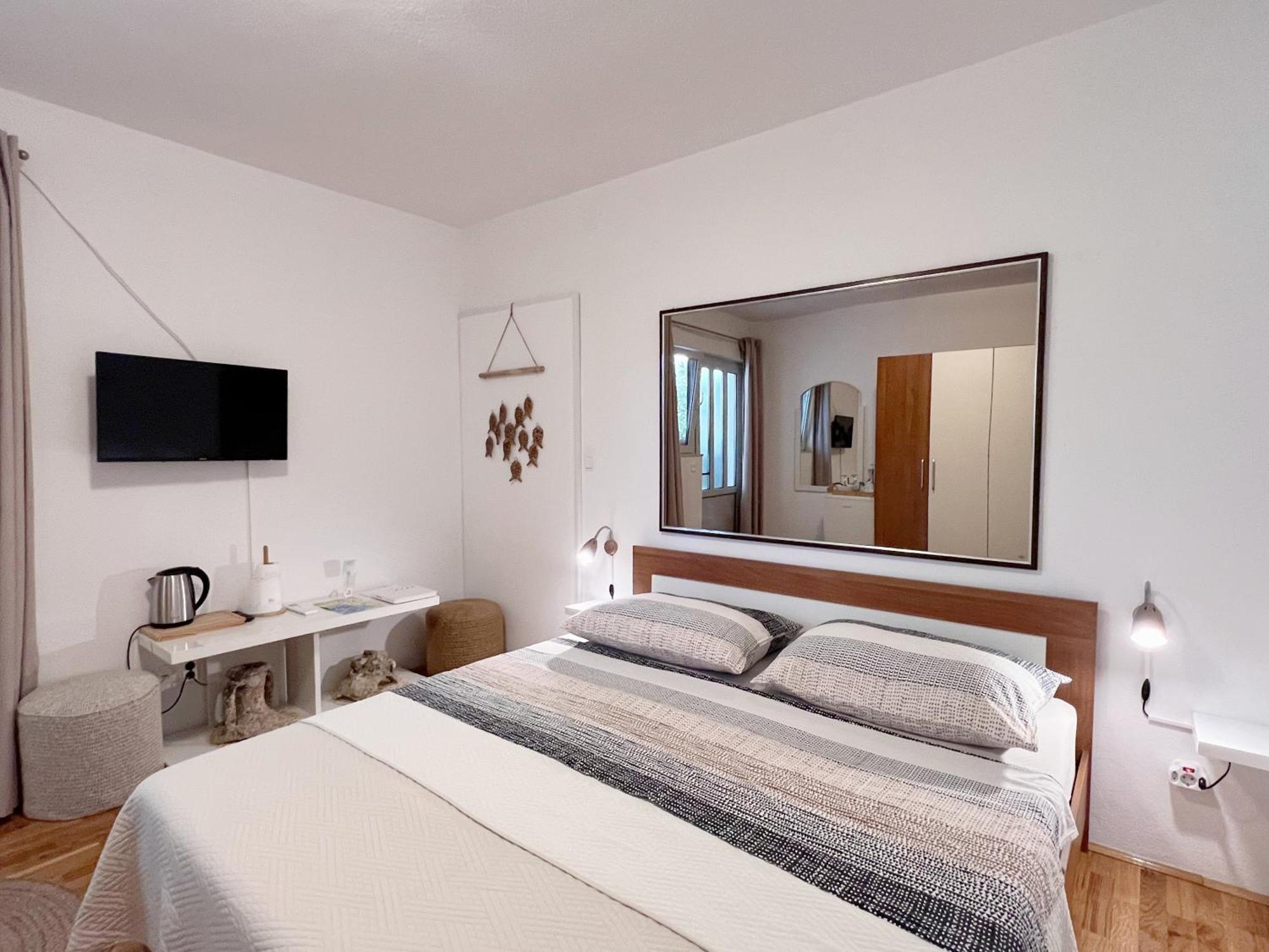Room Tai - Spacious And Comfy With Private Terrace ฮวาร์ ภายนอก รูปภาพ
